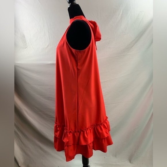 Red Layered Hem Halter Neck Dress - Picture 7 of 9
